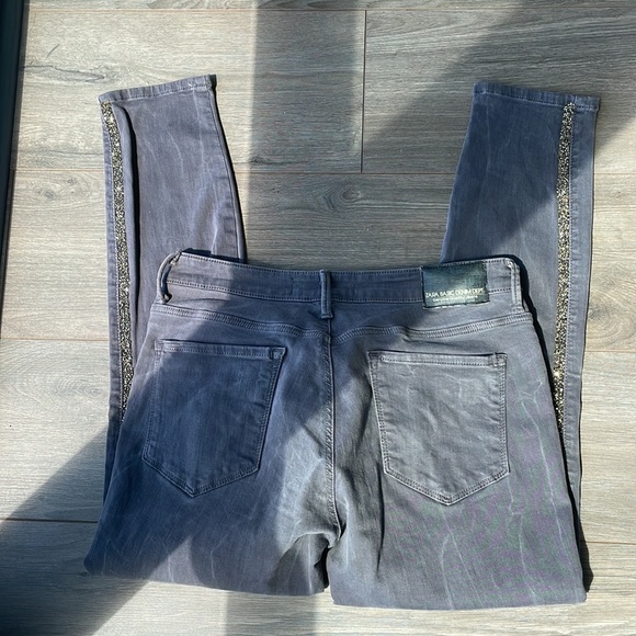 Zara gray light wash stretchy crystal studded ankle legging denim pants size 10 - Picture 12 of 14